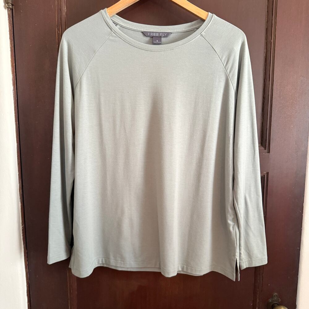FREEFLY | Lightweight Sage Green Bamboo Long Sleeve Shirt | small